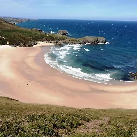 Atico En De Llanes. Posada De Llanes