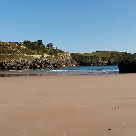 Atico En De Llanes. Appartement